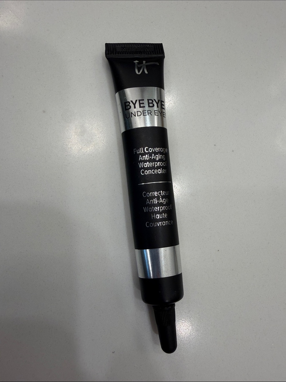 it cosmetics Bye Bye Under Eye Concealer in Light (Ultra Fair) 8.0 ml